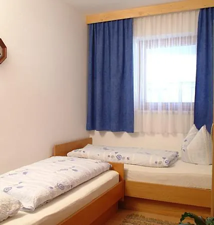 Stefanie Apartamento *